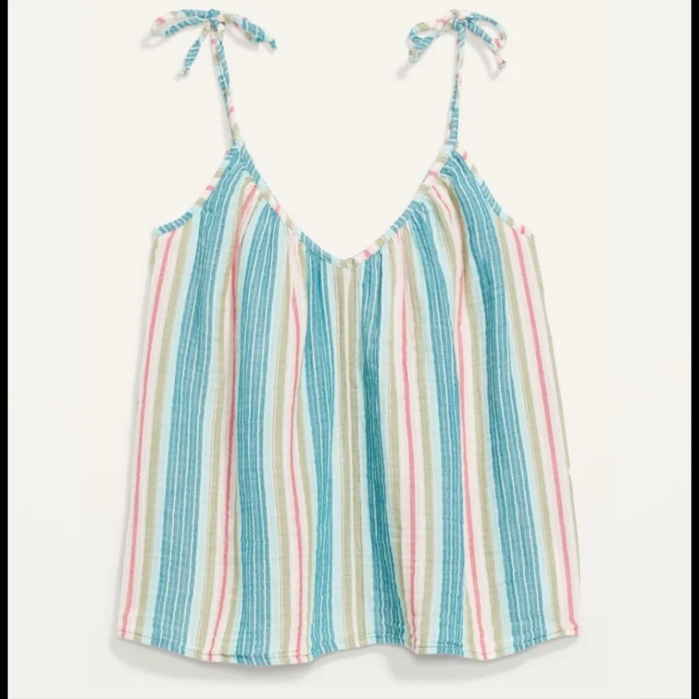 OLD NAVY tie straps cute colors! Size XXL